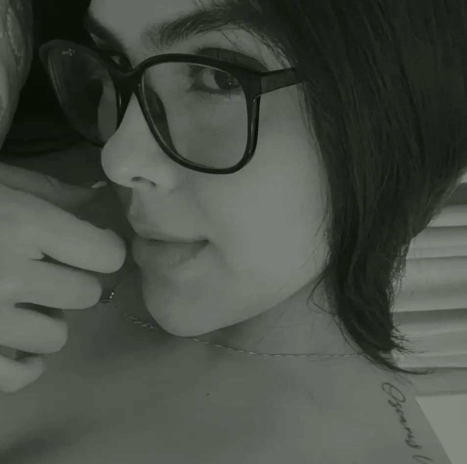 Lejla, 23